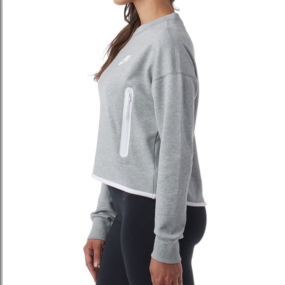 Nike tech fleece sweatshirt - Picture 4 of 8